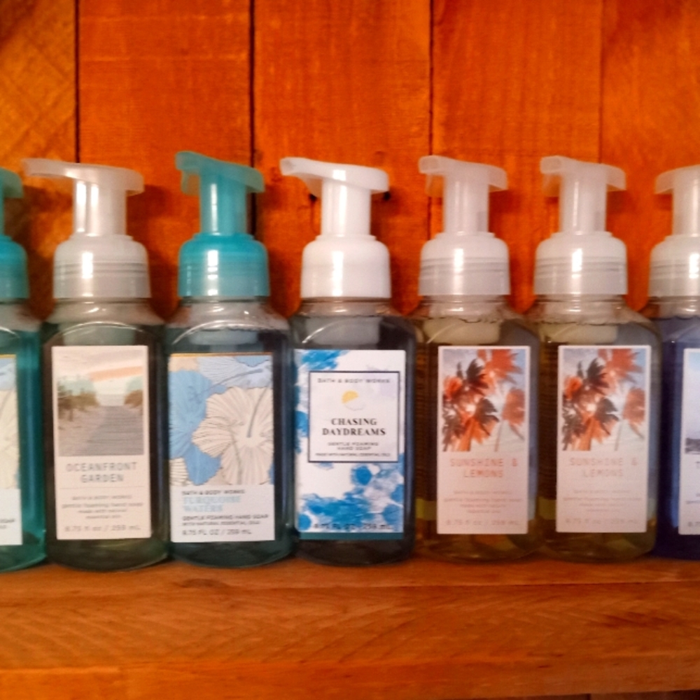 COPY - Bath and body works hand soap